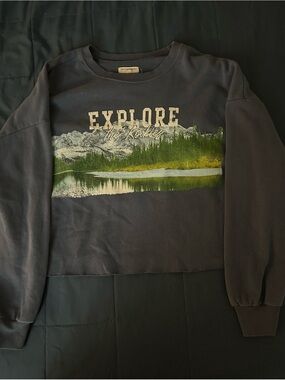Grayson Threads Dark Charcoal 'Explore The Rockies' Crewneck Sweatshirt